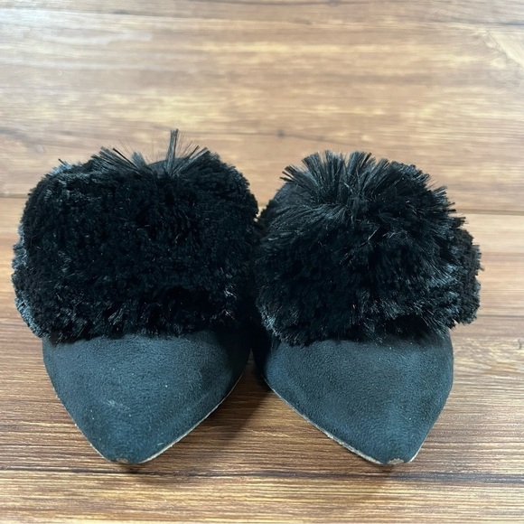 Aquazzura Black Pom Pom Slip-On Miles Flats Women’s Size 6 (36) - Picture 4 of 9